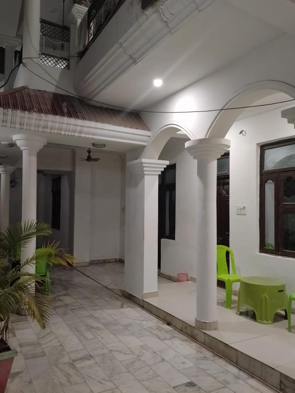 Varuna Palace Varanasi , Near Mandir & Ghat'S Kültér fotó