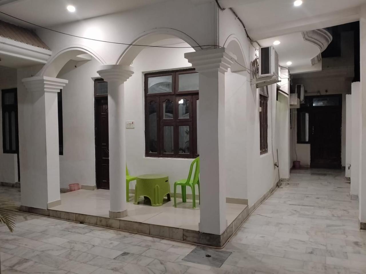 Varuna Palace Varanasi , Near Mandir & Ghat'S Kültér fotó